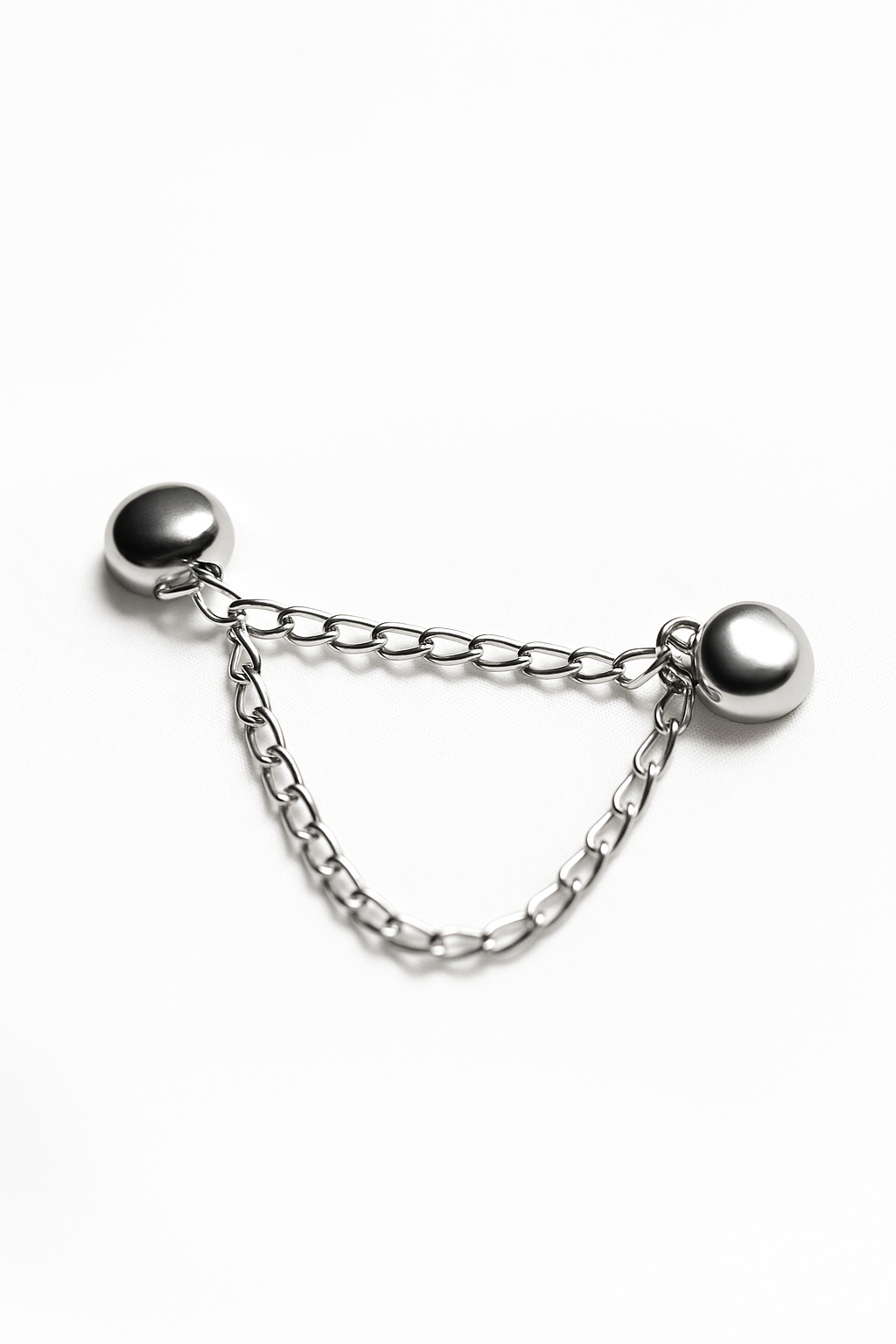 Eloise Long Pants Clip: Magnetic Fastener