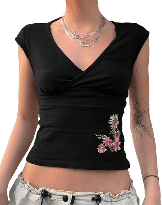 Sara Floral Embroidery Top